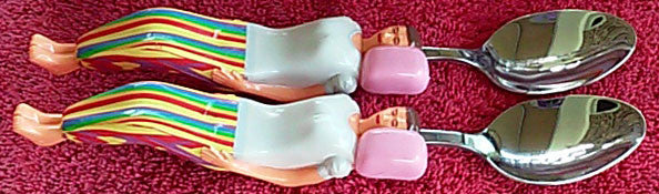 Rainbow Free Cuddle Spoons Set - Female (Pink Pillow) + Female (Pink Pillow) Spoon Handle Characters Cuddling.
